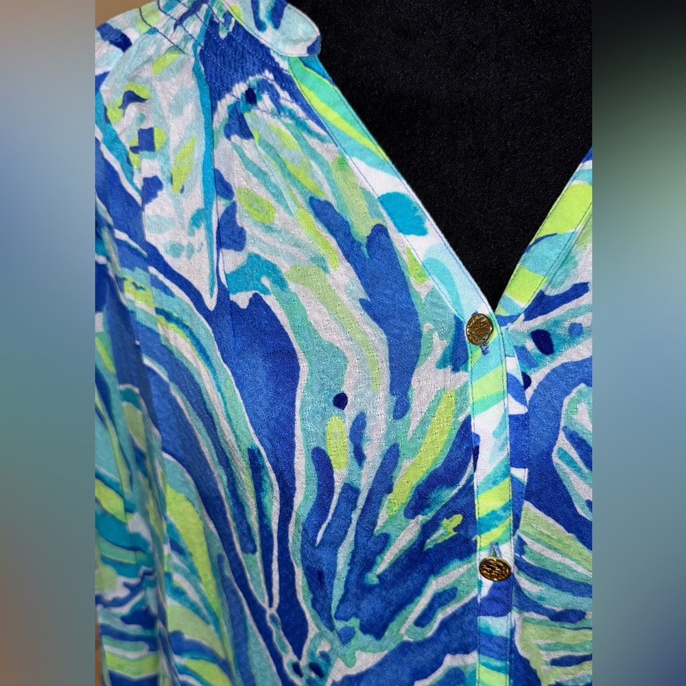 Lilly Pulitzer Button Front Top – Size M - Picture 2 of 4